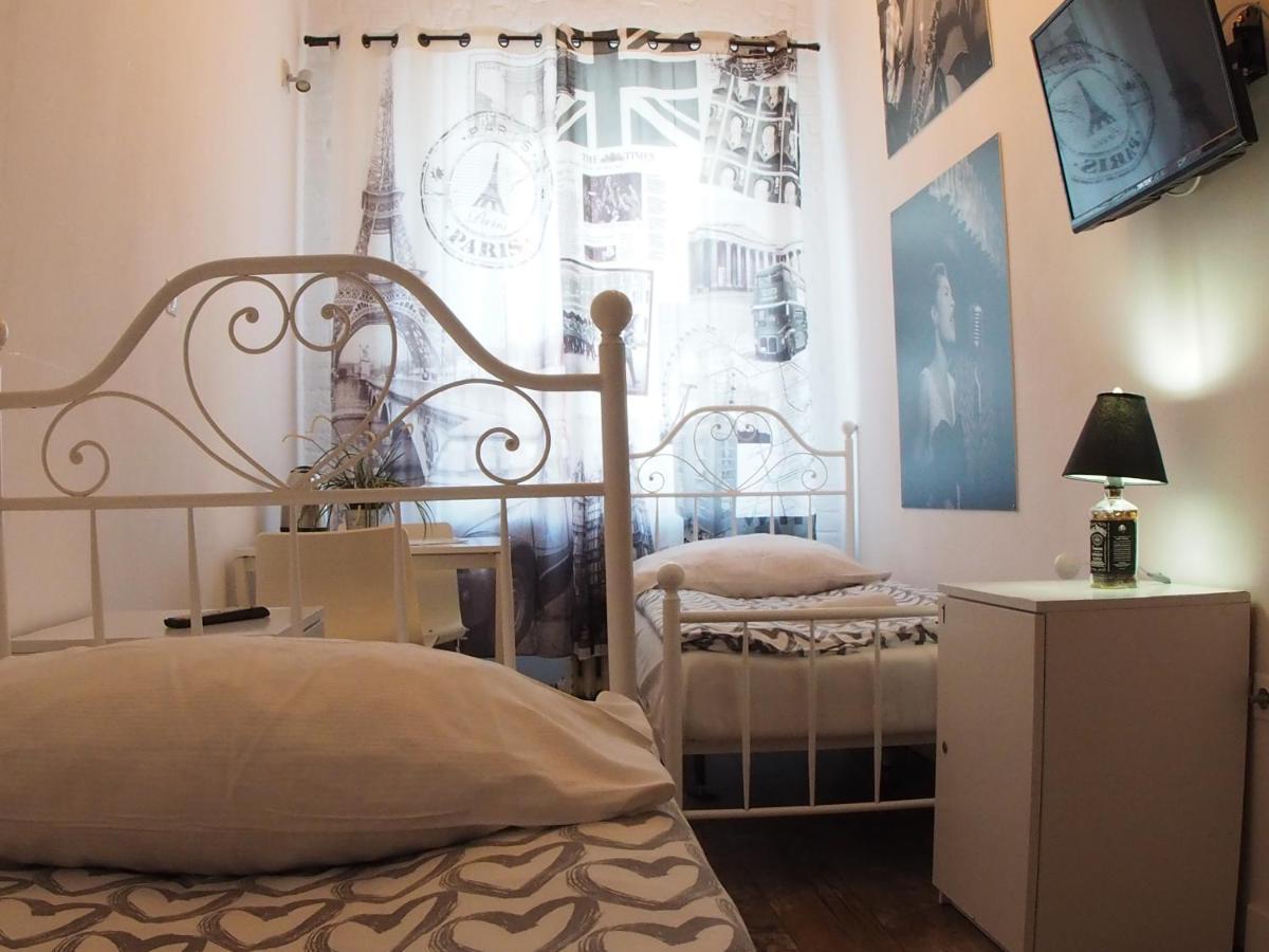Chmielna 5 Rooms & Apartments 바르샤바 외부 사진