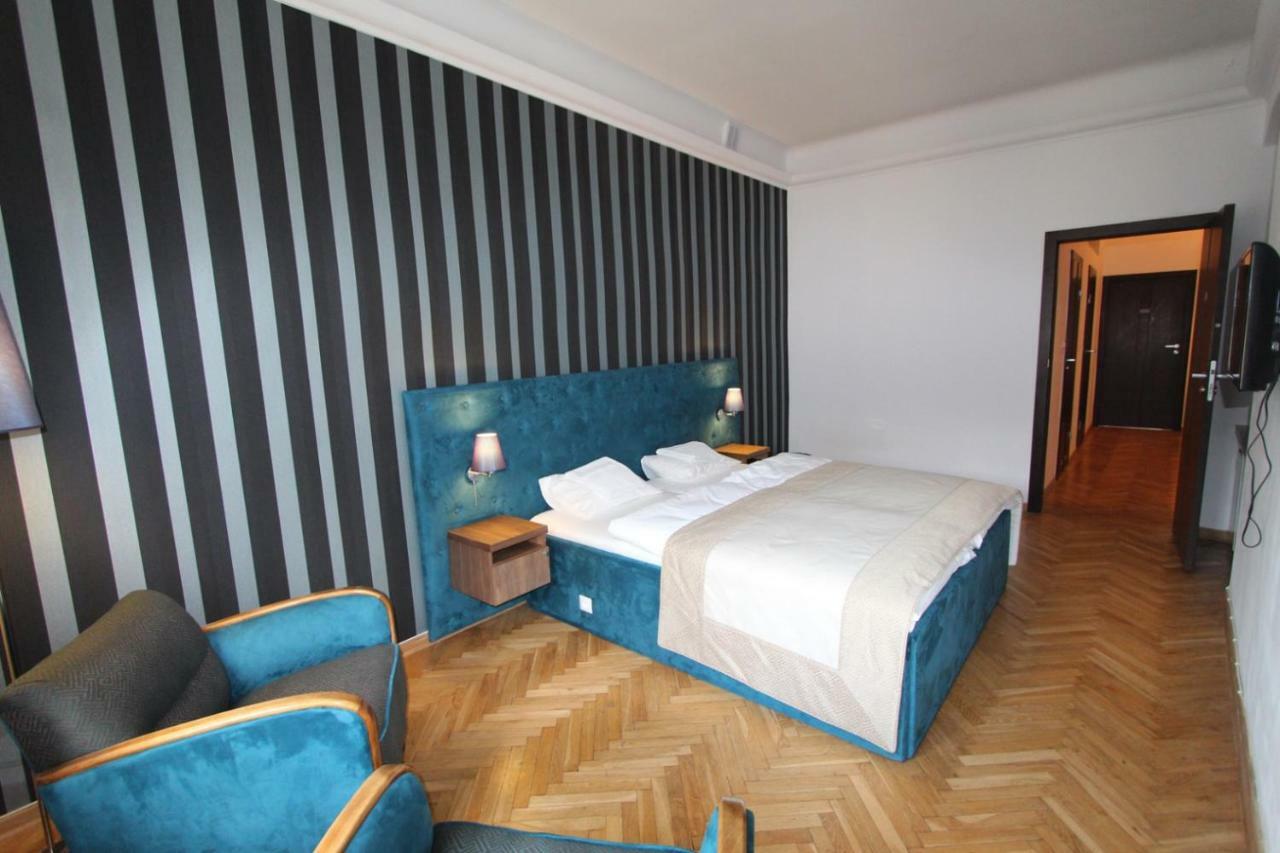 Chmielna 5 Rooms & Apartments 바르샤바 외부 사진
